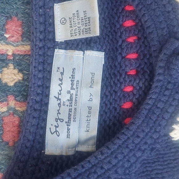 Northern Isles Petites Handknitted Vintage Holiday Sweater - Picture 4 of 7